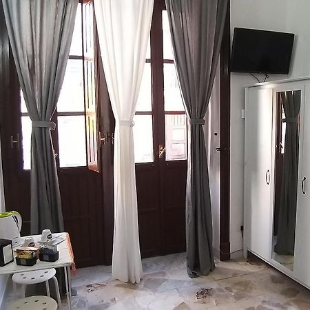 Exclusive House Center Apartment คาตาเนีย ภายนอก รูปภาพ