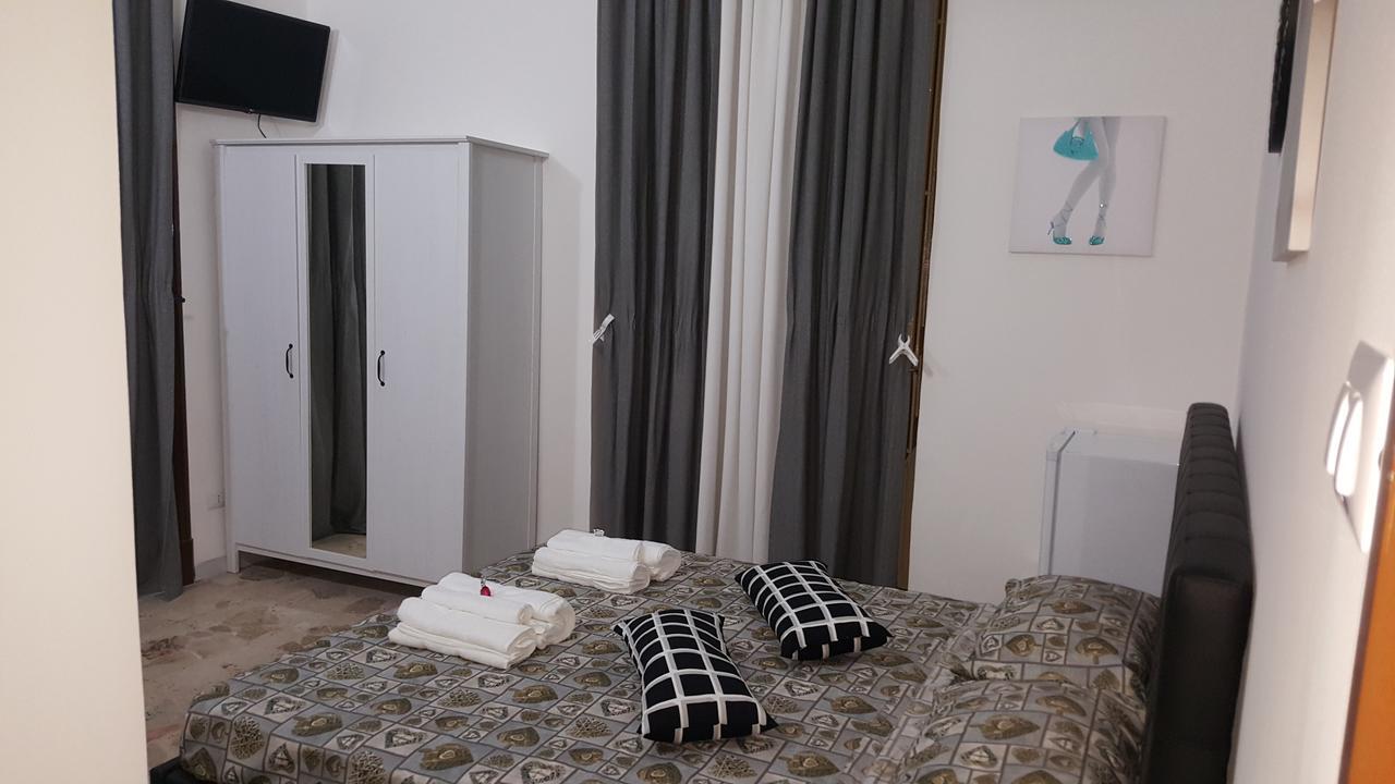 Exclusive House Center Apartment คาตาเนีย ภายนอก รูปภาพ