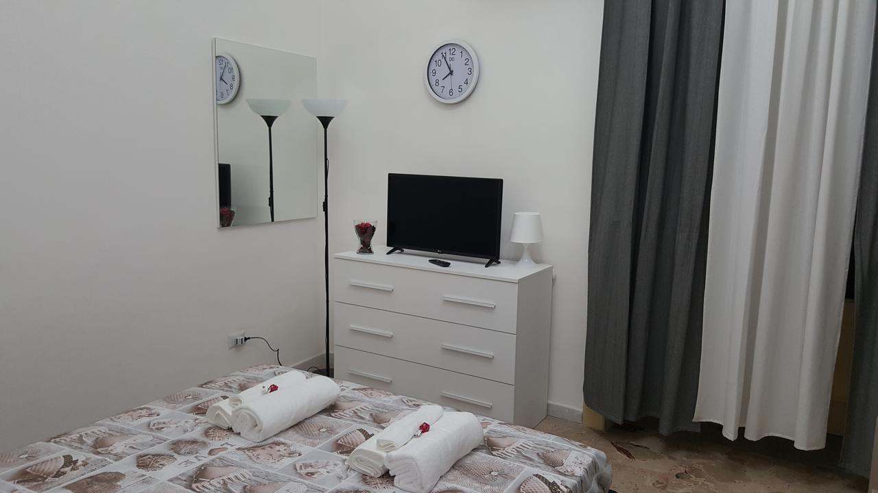 Exclusive House Center Apartment คาตาเนีย ภายนอก รูปภาพ