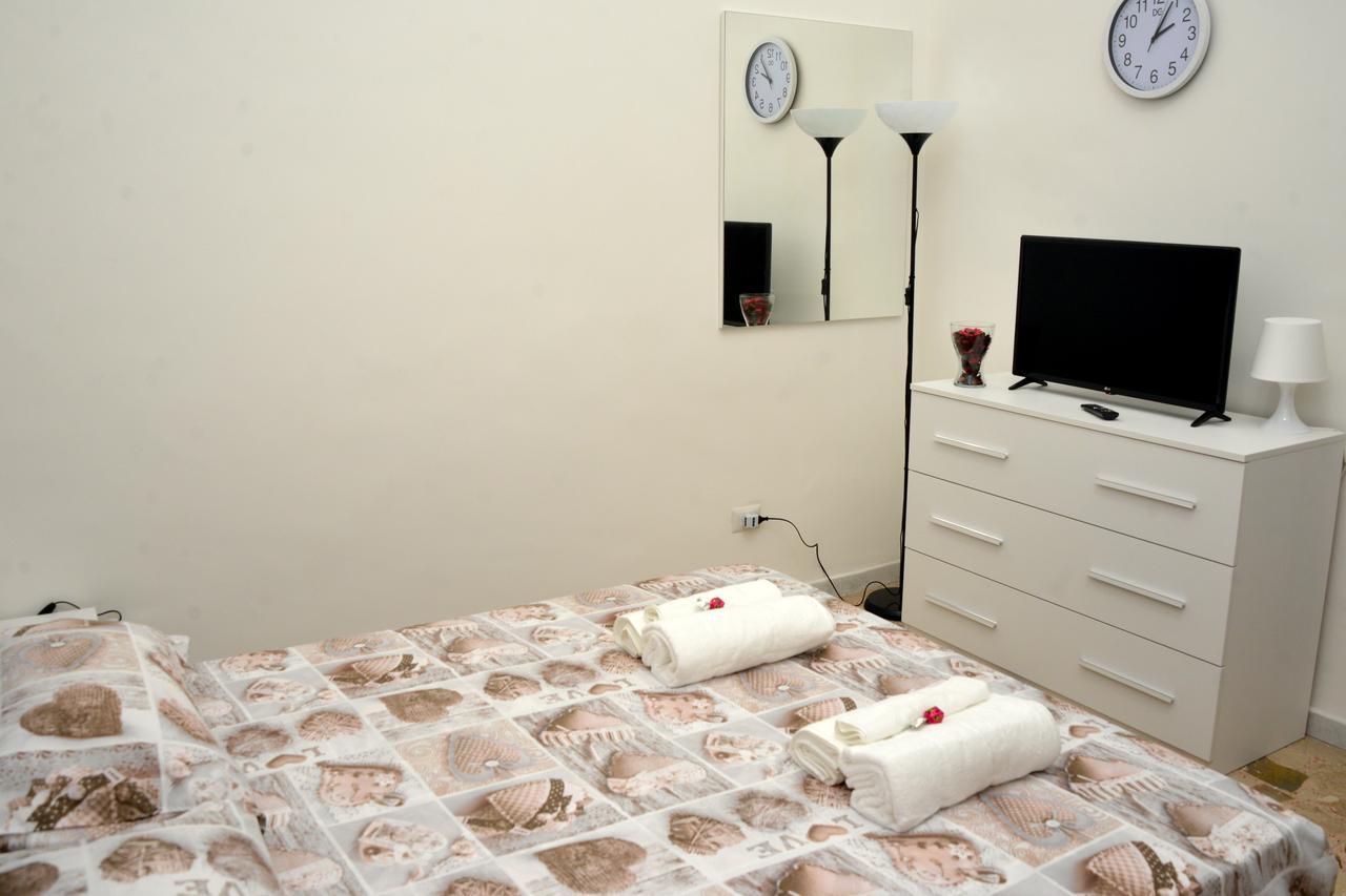 Exclusive House Center Apartment คาตาเนีย ภายนอก รูปภาพ