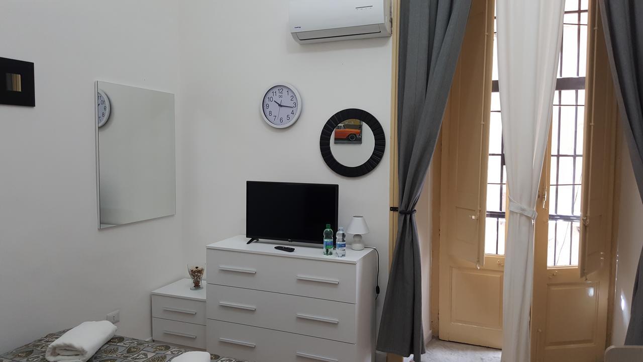 Exclusive House Center Apartment คาตาเนีย ภายนอก รูปภาพ