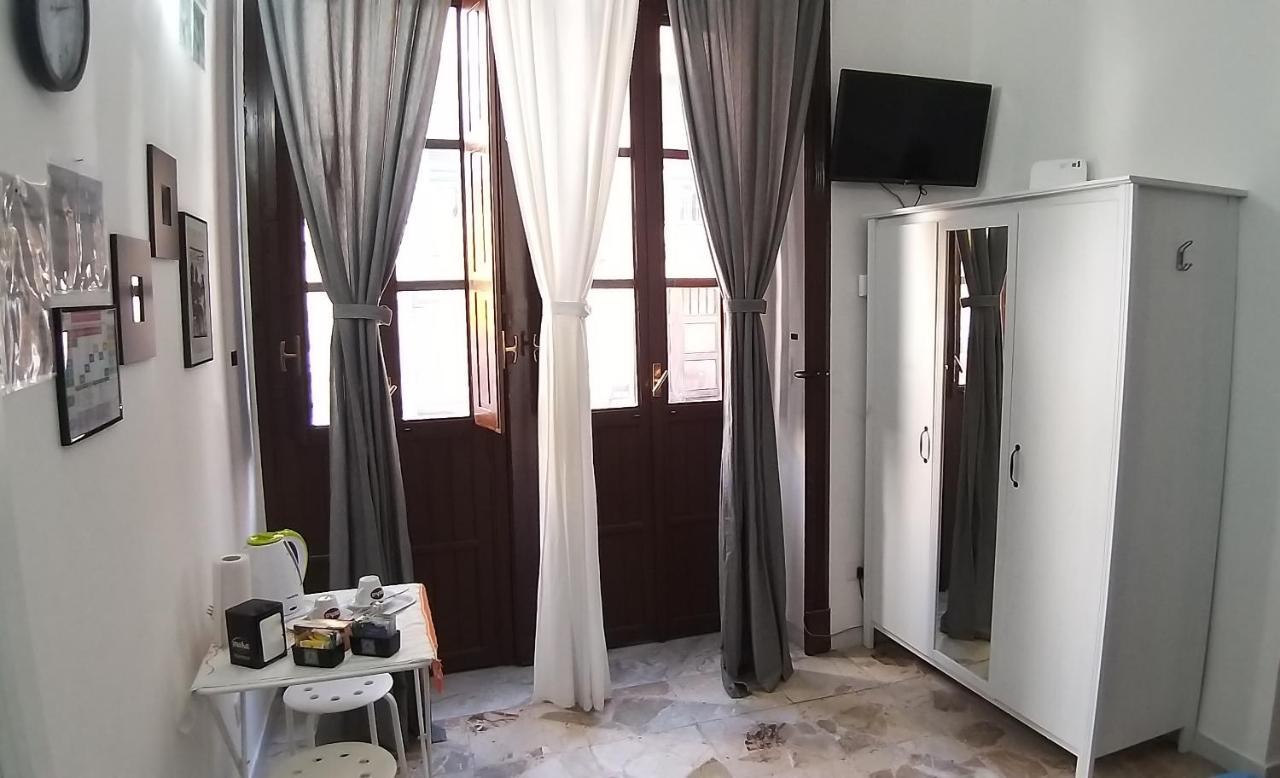 Exclusive House Center Apartment คาตาเนีย ภายนอก รูปภาพ
