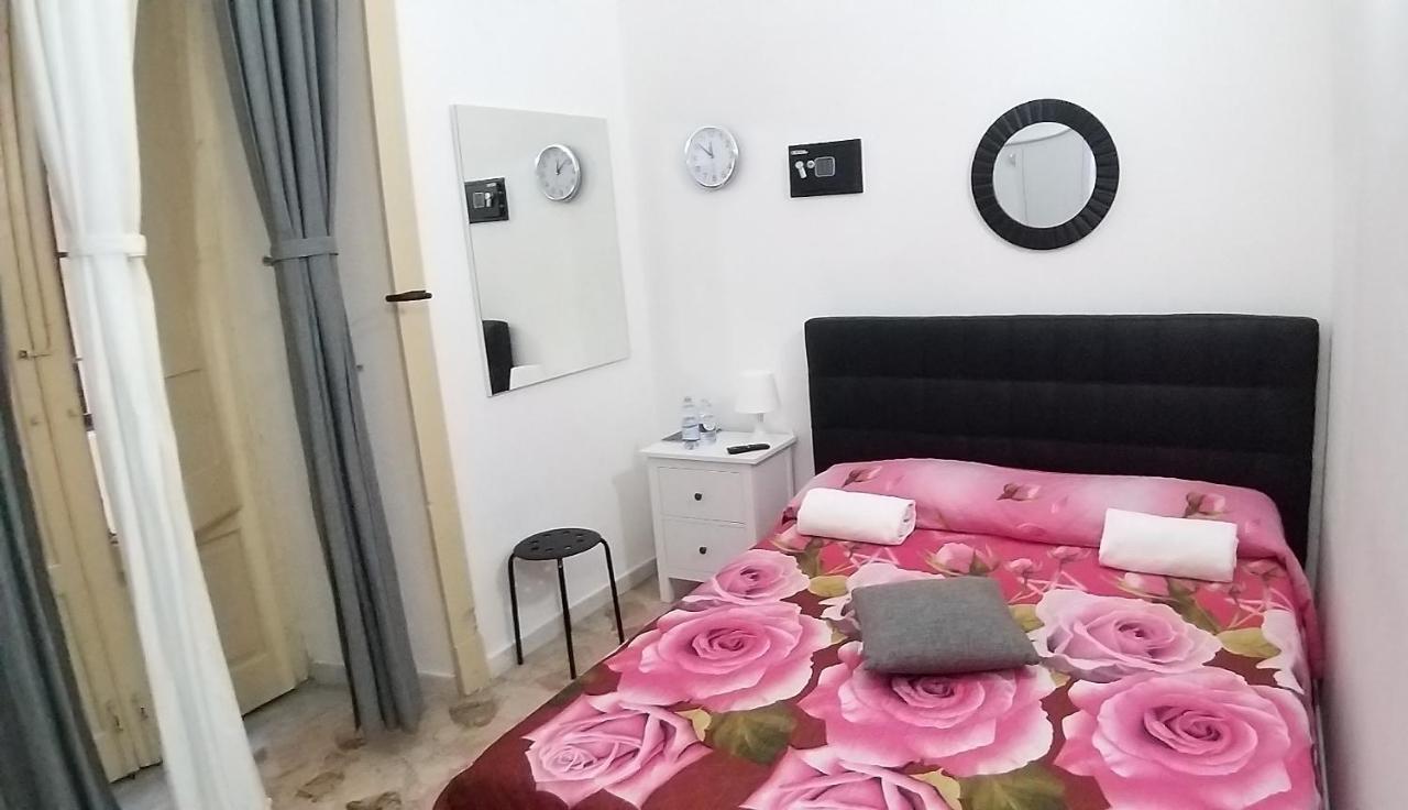 Exclusive House Center Apartment คาตาเนีย ภายนอก รูปภาพ