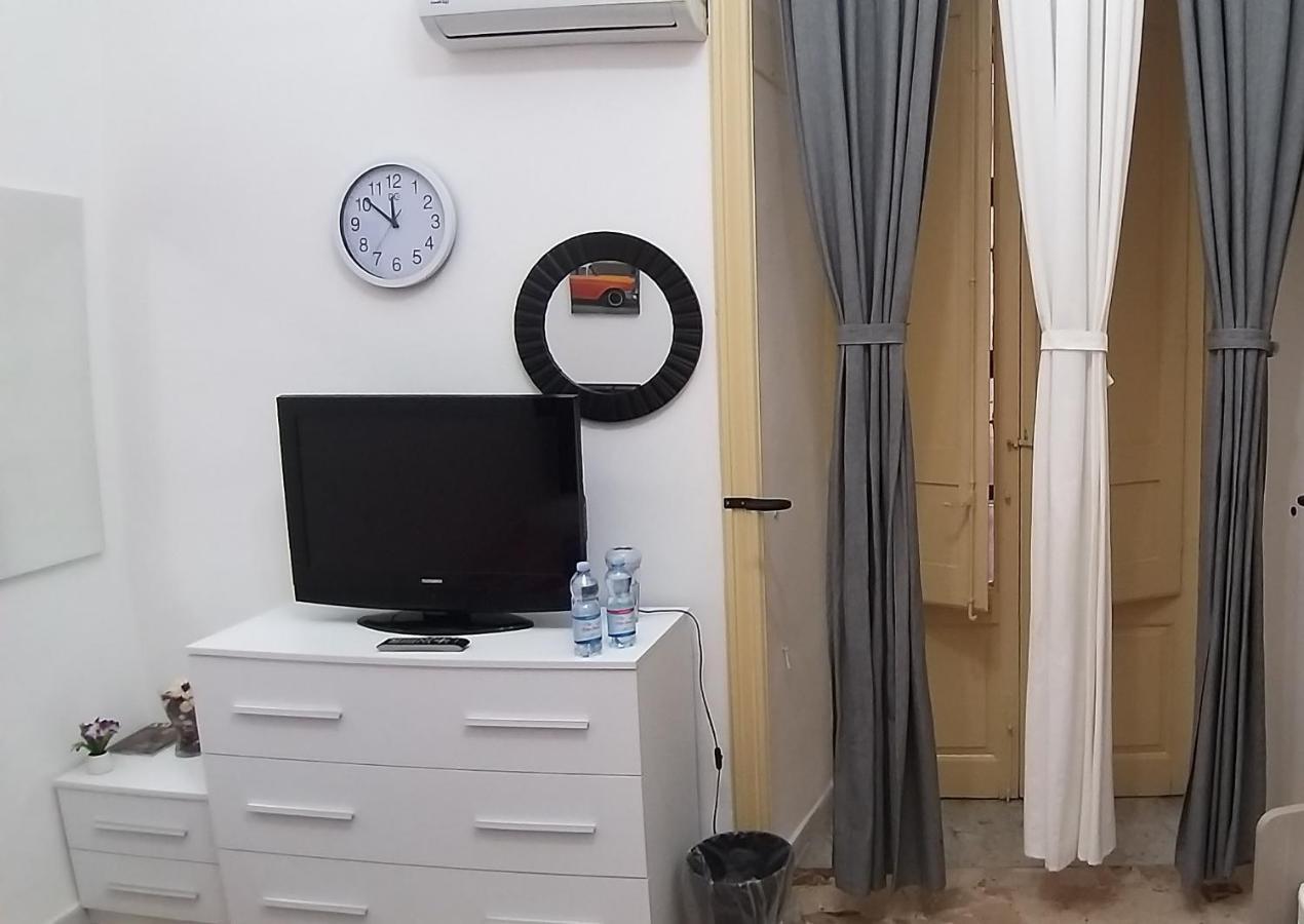 Exclusive House Center Apartment คาตาเนีย ภายนอก รูปภาพ