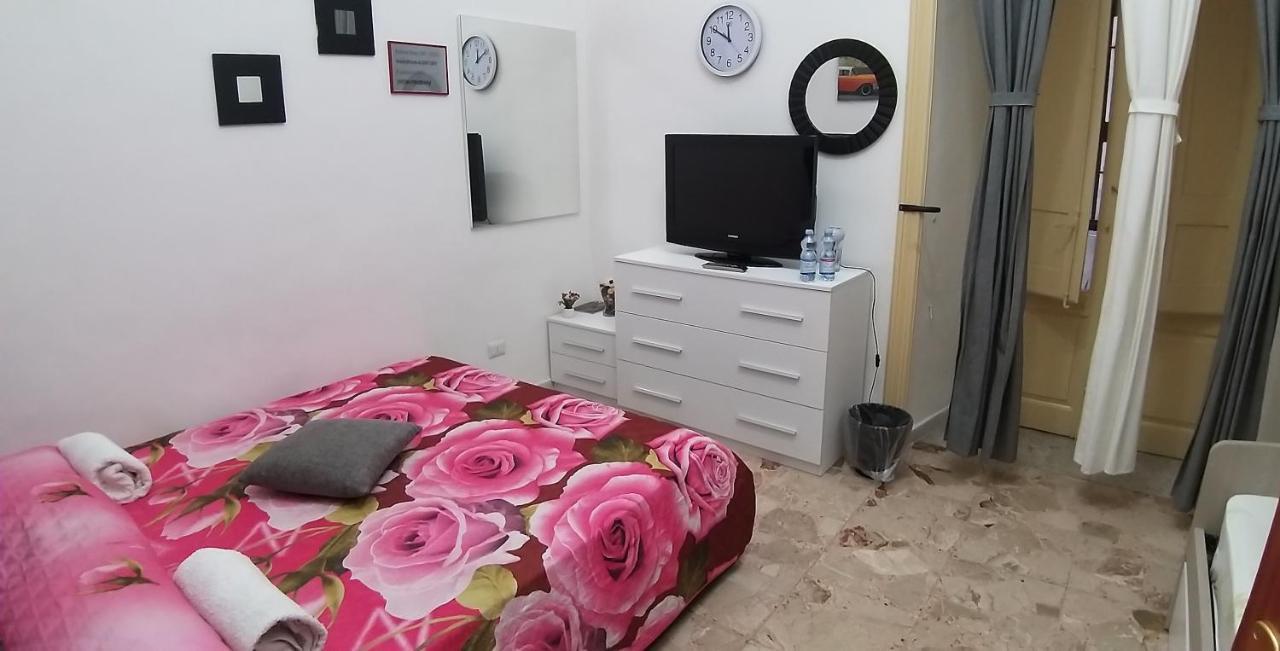 Exclusive House Center Apartment คาตาเนีย ภายนอก รูปภาพ